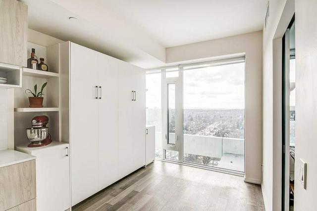 2213 - 5 Soudan Ave, Condo with 1 bedrooms, 1 bathrooms and 0 parking in Toronto ON | Image 4