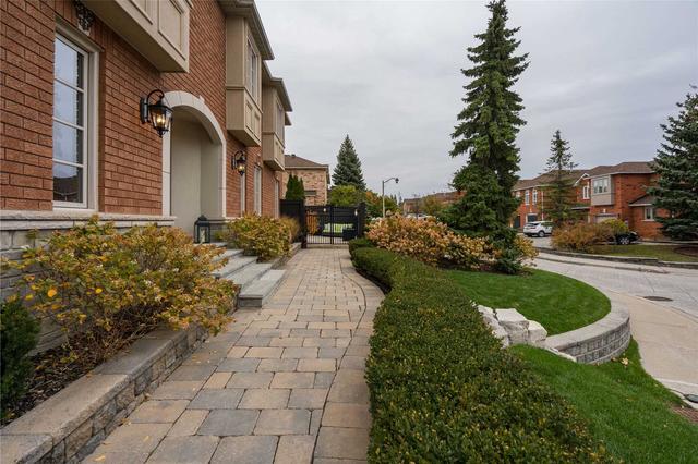 78 Sherwood Park Dr, House semidetached with 4 bedrooms, 4 bathrooms and 3 parking in Vaughan ON | Image 23
