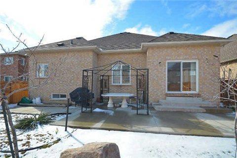 25 Hugo Rd, House detached with 3 bedrooms, 3 bathrooms and 2 parking in Brampton ON | Image 20