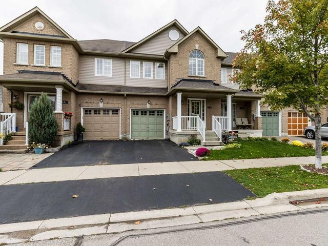 383 Hobbs Cres, House attached with 3 bedrooms, 3 bathrooms and 2 parking in Milton ON | Image 12
