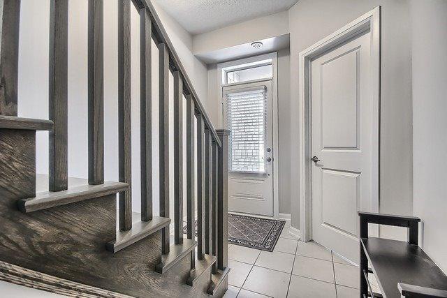 9 Frederick Wilson Ave, Townhouse with 2 bedrooms, 3 bathrooms and 1 parking in Markham ON | Image 3