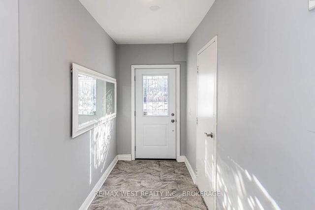 94 Bayview Dr, House other with 2 bedrooms, 5 bathrooms and 6 parking in Barrie ON | Image 23
