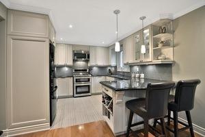 365 Lynn Pl, House detached with 3 bedrooms, 3 bathrooms and 4 parking in Oakville ON | Image 11