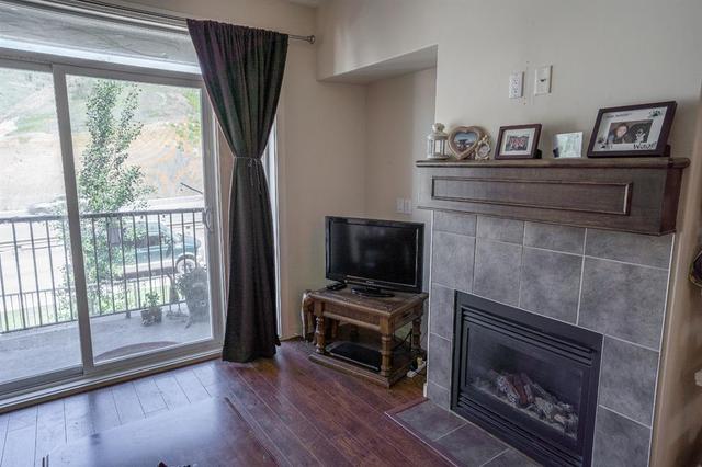 207, - 141 Mountain Street, Condo with 2 bedrooms, 2 bathrooms and 1 parking in Cochrane AB | Image 8