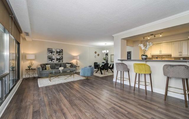 912 - 92 Church St S, Condo with 3 bedrooms, 2 bathrooms and 1 parking in Ajax ON | Image 7