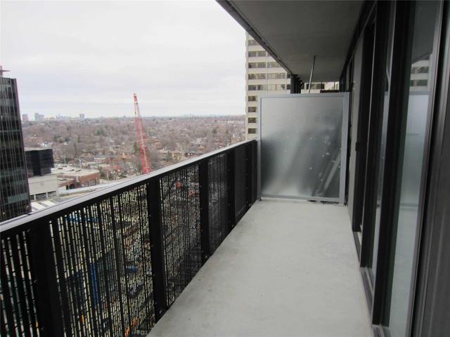 1001 - 8 Eglinton Ave E, Condo with 1 bedrooms, 2 bathrooms and 1 parking in Toronto ON | Image 10