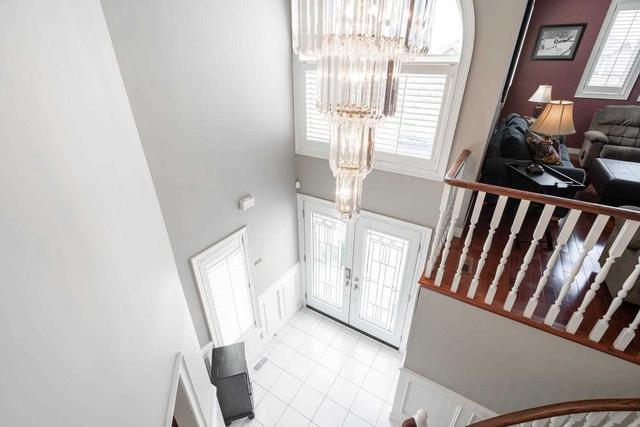6363 Alderwood Tr, House detached with 3 bedrooms, 4 bathrooms and 5 parking in Mississauga ON | Image 23