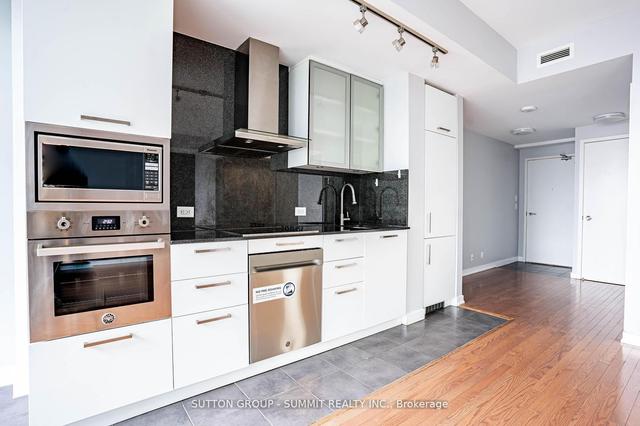 1707 - 14 York St, Condo with 1 bedrooms, 1 bathrooms and 0 parking in Toronto ON | Image 13