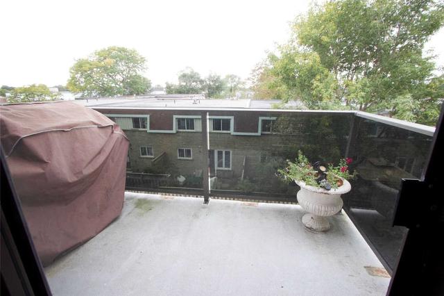 34 - 43 Taunton Rd E, Condo with 3 bedrooms, 3 bathrooms and 1 parking in Oshawa ON | Image 2