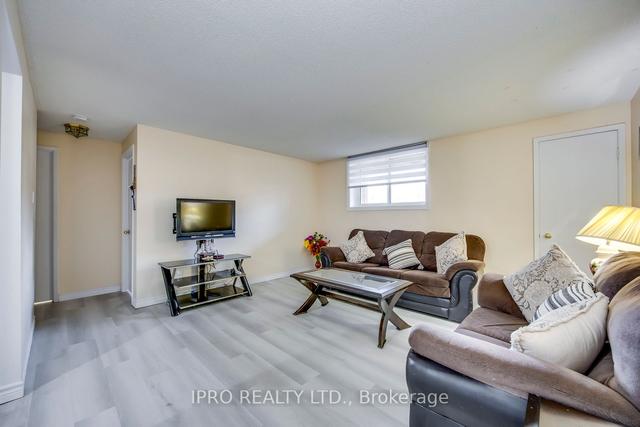 902 - 565 Greenfield Ave, Condo with 2 bedrooms, 1 bathrooms and 1 parking in Kitchener ON | Image 20