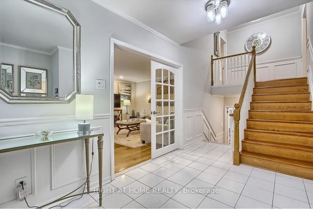 12 George Henry Blvd, House detached with 5 bedrooms, 4 bathrooms and 6 parking in Toronto ON | Image 34