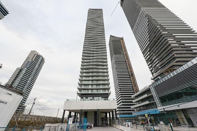1903 - 33 Shore Breeze Dr, Condo with 2 bedrooms, 2 bathrooms and 1 parking in Toronto ON | Image 1