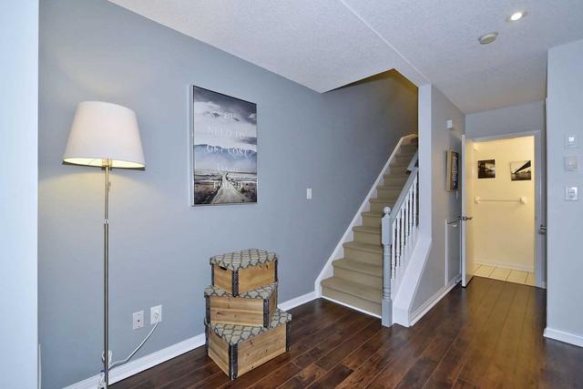 1212 - 5 Everson Dr, Townhouse with 2 bedrooms, 2 bathrooms and 2 parking in Toronto ON | Image 3