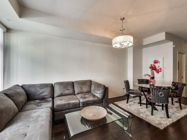 8 - 7 Brighton Pl, House attached with 3 bedrooms, 3 bathrooms and 2 parking in Vaughan ON | Image 3