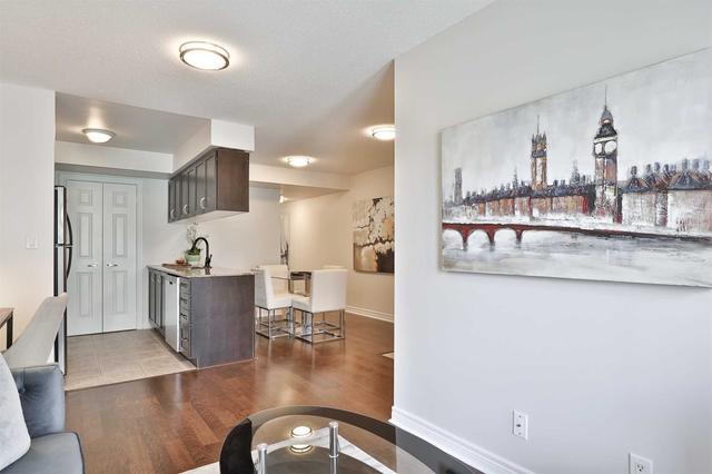201 - 6 Brian Peck Cres, Townhouse with 2 bedrooms, 2 bathrooms and 1 parking in Toronto ON | Image 17