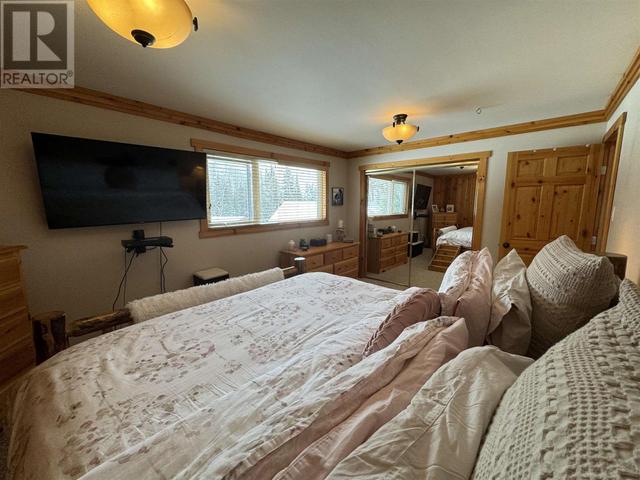 355 White Moose Rd, House detached with 3 bedrooms, 1 bathrooms and null parking in Sioux Narrows Nestor Falls ON | Image 17