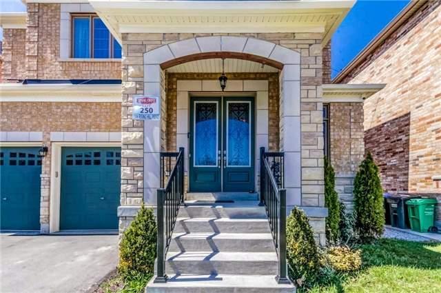 104 Rising Hill Rdge, House detached with 4 bedrooms, 4 bathrooms and 2 parking in Brampton ON | Image 2