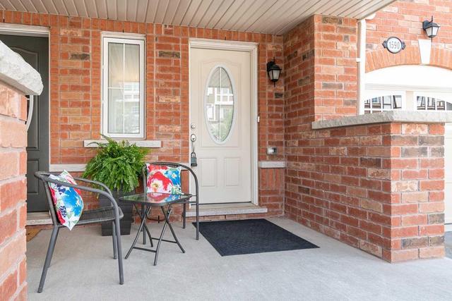 1590 Leblanc Crt, House attached with 2 bedrooms, 2 bathrooms and 1 parking in Milton ON | Image 2
