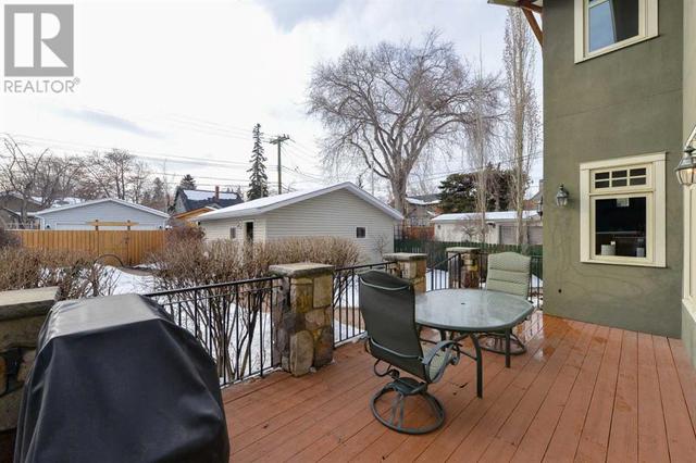 3017 3 Street Sw, House detached with 4 bedrooms, 2 bathrooms and 2 parking in Calgary AB | Image 35