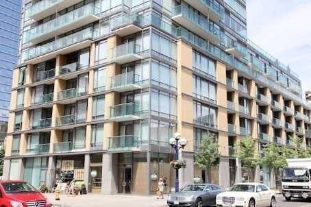 1004 - 18 Yorkville Ave, Condo with 1 bedrooms, 1 bathrooms and null parking in Toronto ON | Image 1