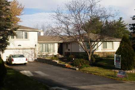 257 Savoy Cres, House detached with 3 bedrooms, 3 bathrooms and 4 parking in Oakville ON | Image 1