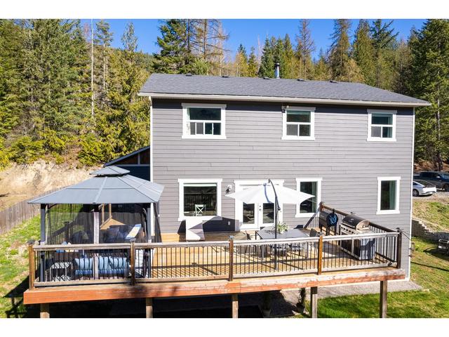 4817 Goat River North Road, House detached with 4 bedrooms, 4 bathrooms and 6 parking in Central Kootenay B BC | Image 65