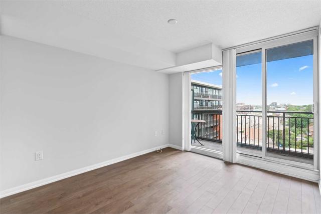 715 - 3091 Dufferin St, Condo with 1 bedrooms, 1 bathrooms and 1 parking in Toronto ON | Image 8
