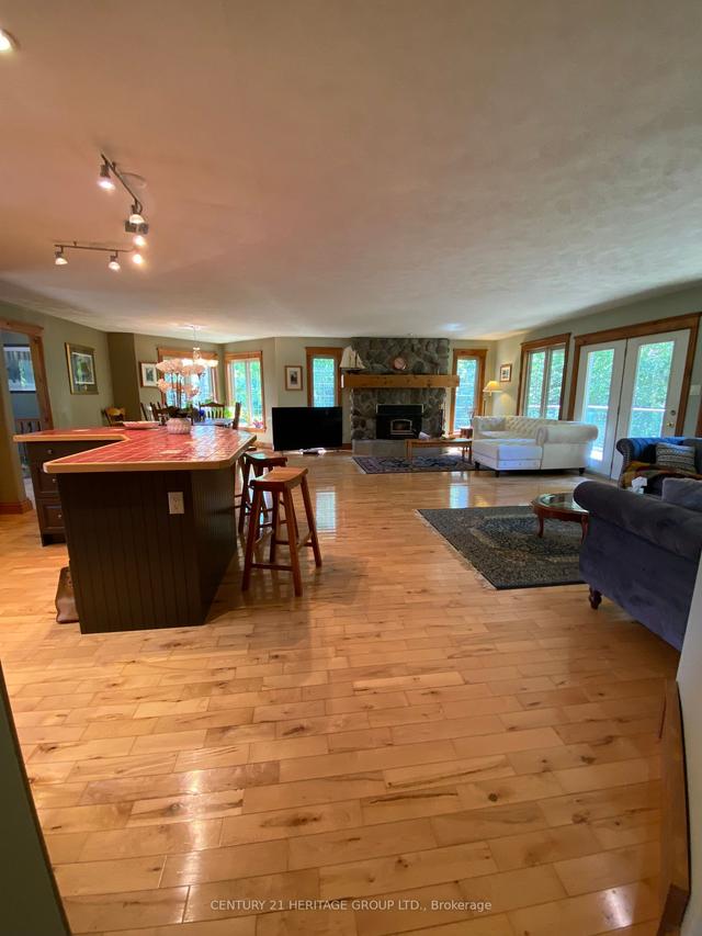 61 Fox Tr, House detached with 3 bedrooms, 3 bathrooms and 20 parking in Northern Bruce Peninsula ON | Image 6