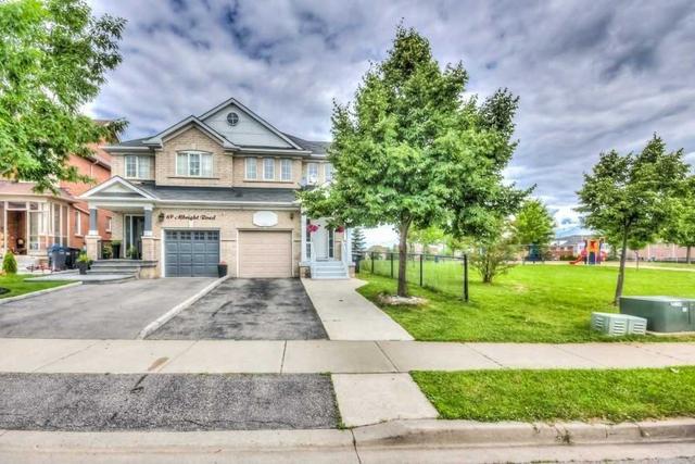 71 Albright Rd, House semidetached with 3 bedrooms, 4 bathrooms and 3 parking in Brampton ON | Image 1