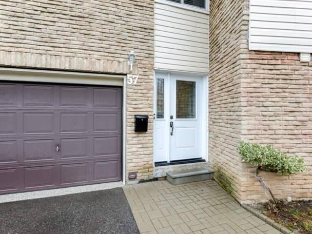 57 - 2315 Bromsgrove Rd, Townhouse with 3 bedrooms, 2 bathrooms and 1 parking in Mississauga ON | Image 2