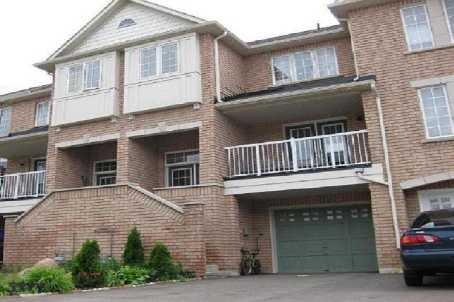 80 Pefferlaw Circ, House attached with 3 bedrooms, 3 bathrooms and 2 parking in Brampton ON | Image 1