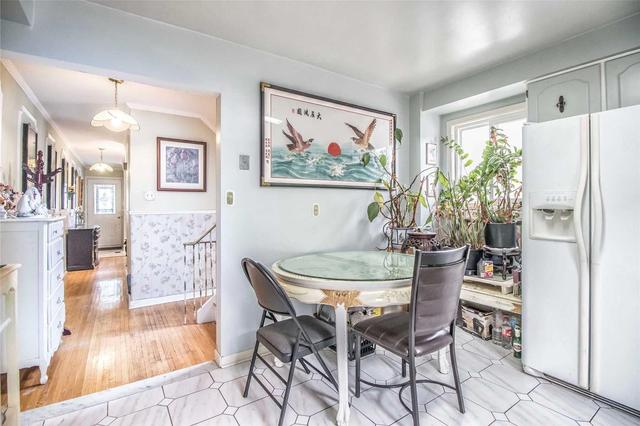 50 Denison Ave, House semidetached with 3 bedrooms, 2 bathrooms and 5 parking in Toronto ON | Image 7