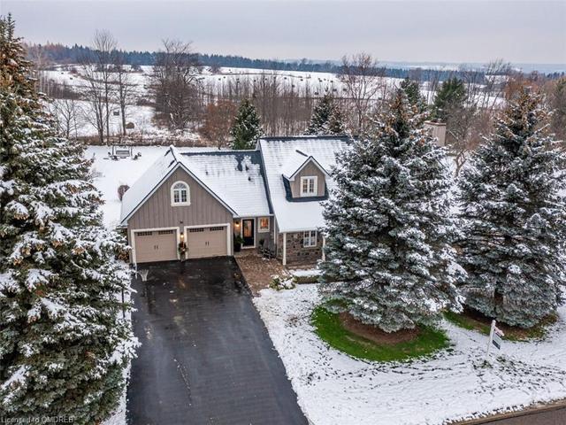 36 West Village Drive, House detached with 4 bedrooms, 4 bathrooms and 8 parking in Caledon ON | Image 3