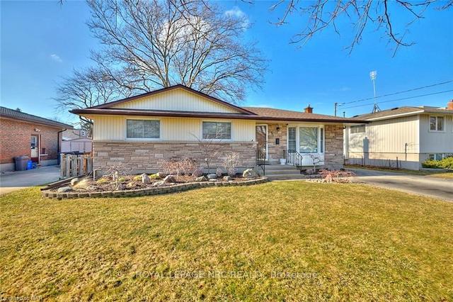 5 Cypress St, House detached with 3 bedrooms, 2 bathrooms and 10 parking in St. Catharines ON | Image 29
