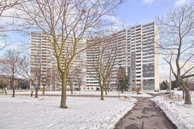 1707 - 530 Lolita Gdns, Condo with 3 bedrooms, 1 bathrooms and 1 parking in Mississauga ON | Image 12