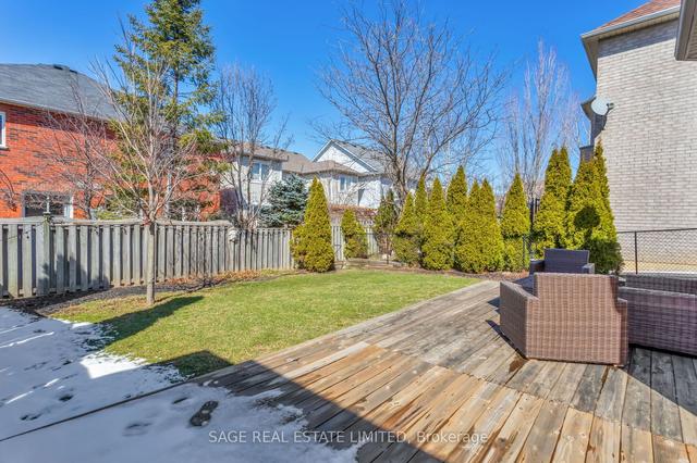 1139 Carding Mill Pl, House detached with 3 bedrooms, 4 bathrooms and 6 parking in Mississauga ON | Image 13
