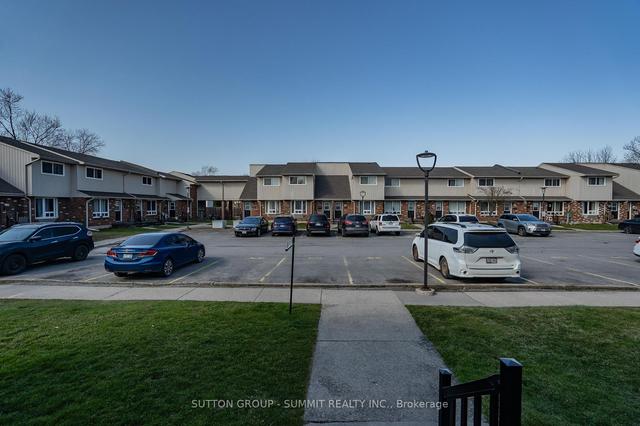 264 - 100 Brownleigh Ave, Townhouse with 3 bedrooms, 1 bathrooms and 1 parking in Welland ON | Image 12