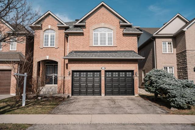 2041 Quinte St, House detached with 4 bedrooms, 3 bathrooms and 4 parking in Burlington ON | Image 1