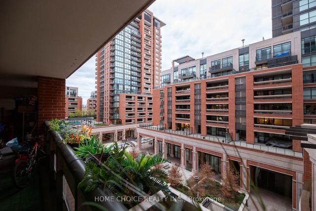 422 - 830 Lawrence Ave W, Condo with 2 bedrooms, 2 bathrooms and 1 parking in Toronto ON | Image 6