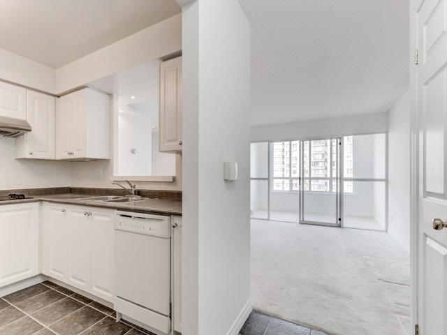 1001 - 5039 Finch Ave E, Condo with 1 bedrooms, 1 bathrooms and 1 parking in Toronto ON | Image 12