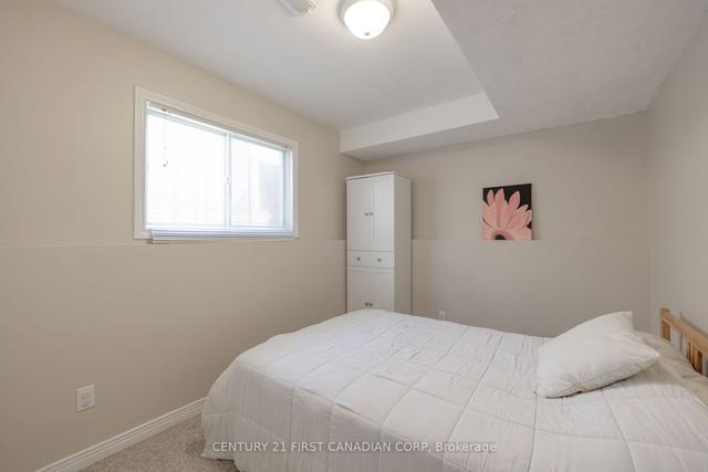 227 Dominion St, House semidetached with 2 bedrooms, 2 bathrooms and 5 parking in Strathroy Caradoc ON | Image 14