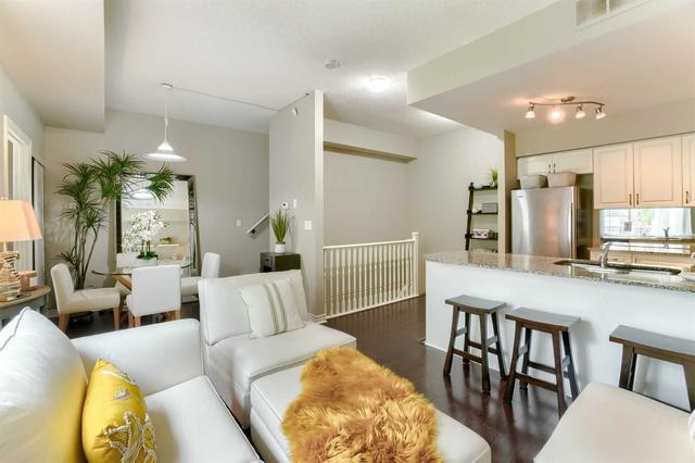 241 - 179 Bleecker St, Townhouse with 2 bedrooms, 3 bathrooms and 1 parking in Toronto ON | Image 32