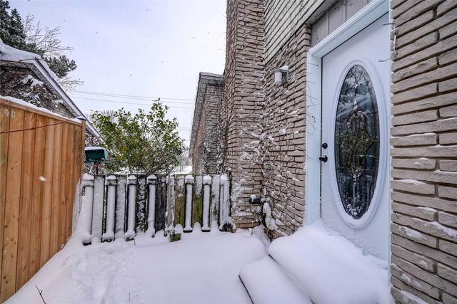 186 Bellamy Rd N, House detached with 3 bedrooms, 4 bathrooms and 5 parking in Toronto ON | Image 34
