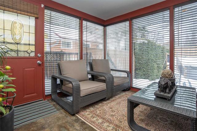 4 Medley Cres, House detached with 3 bedrooms, 2 bathrooms and 4 parking in Toronto ON | Image 30