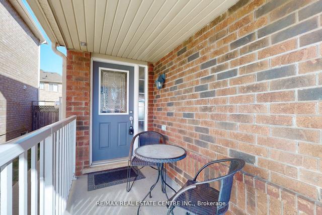 14 Clyde Rd, House detached with 3 bedrooms, 4 bathrooms and 3 parking in Brampton ON | Image 12