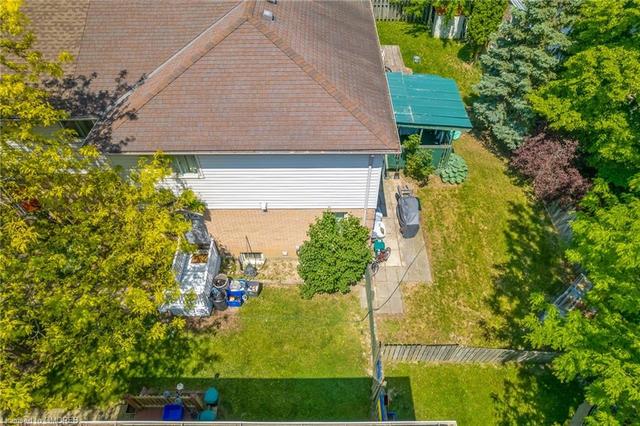 81 Summers Drive, House attached with 3 bedrooms, 1 bathrooms and 2 parking in Thorold ON | Image 4