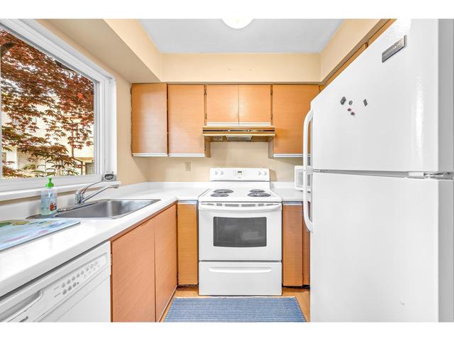 143 - 511 Gatensbury Street, House attached with 3 bedrooms, 1 bathrooms and null parking in Coquitlam BC | Image 17