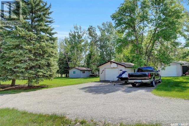 708 Tatanka Drive, House detached with 4 bedrooms, 2 bathrooms and null parking in Sun Valley SK | Image 6