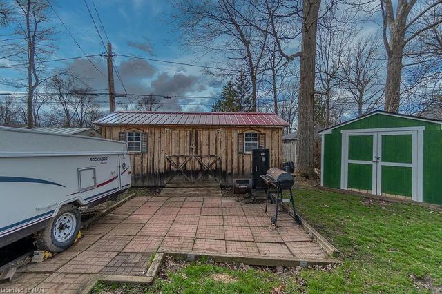 677 Lakeview Road, House detached with 2 bedrooms, 1 bathrooms and null parking in Fort Erie ON | Image 24