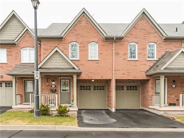 21 - 233 Duskywing Way, Townhouse with 3 bedrooms, 4 bathrooms and 2 parking in Oakville ON | Image 1
